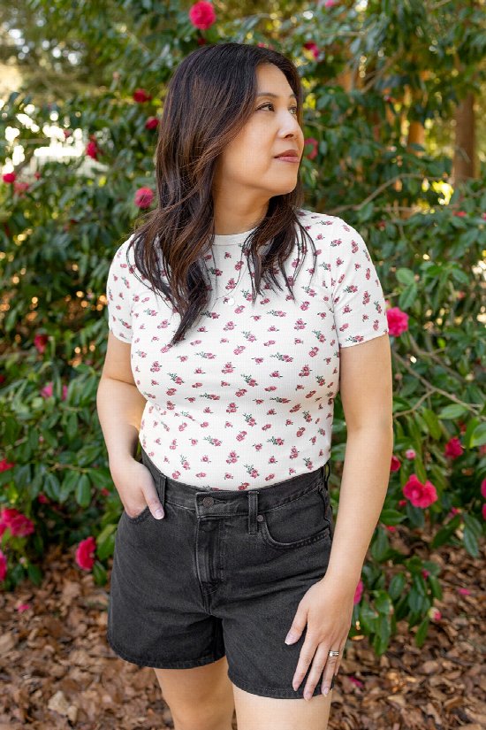 LEVI'S Black Cinch Mid Thigh Shorts 2